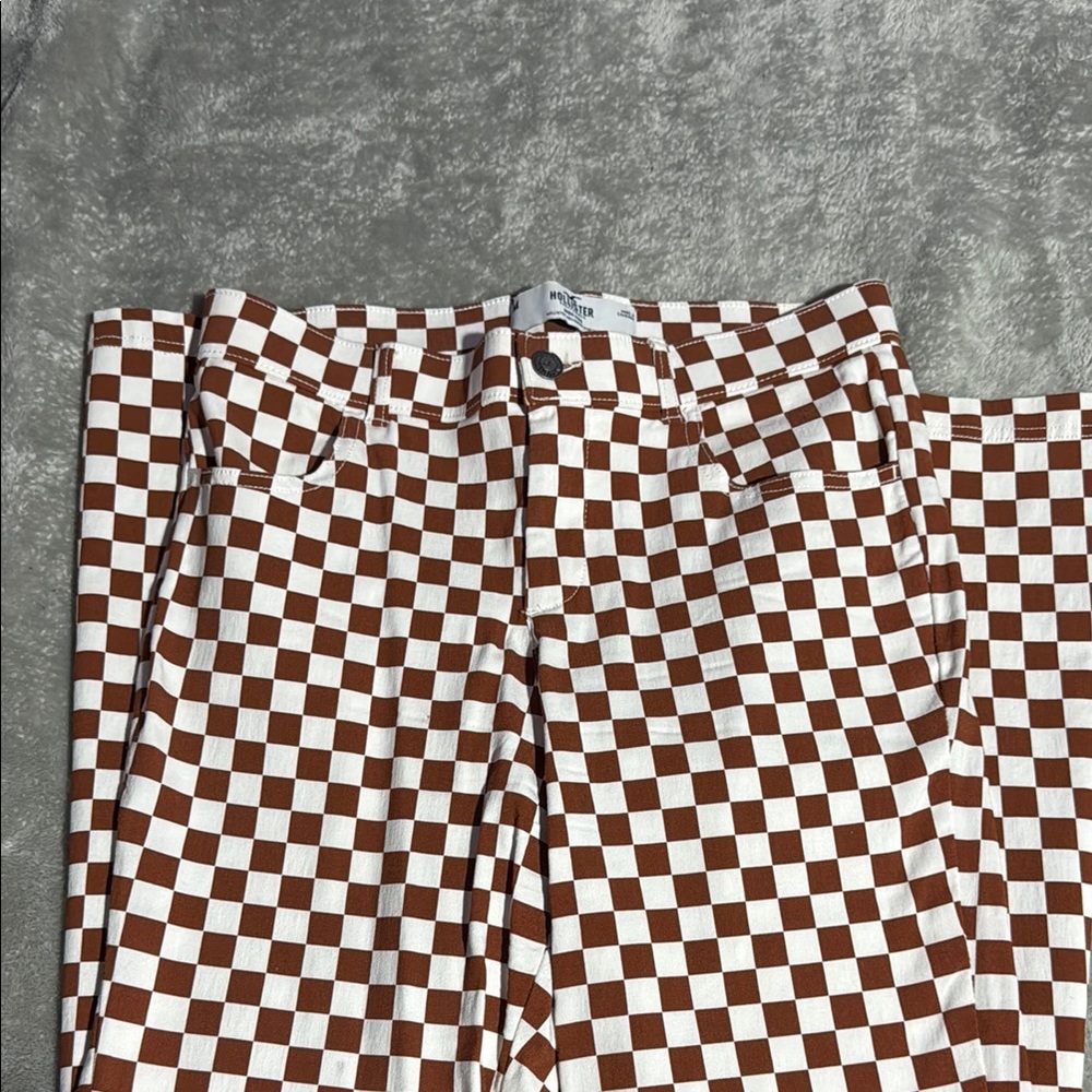 Hollister Flared Brown and White Checkered Women's Pants - Picture 4 of 4